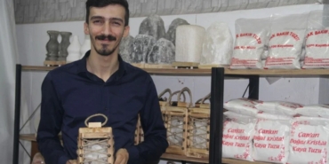22-yasinda-kendi-isinin-patronu-oldu-goren-calisan-zannedip-yanindan-geciyor-81-ile-gonderiyor-paray.jpeg