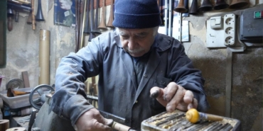 gunde-10-tane-yapiyor-tanesini-15-bin-tlye-satiyor-turkiyenin-her-yerinden-siparis-yagiyor-osz1.jpg