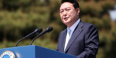 guney-korede-azledilmisti-yoon-devlet-baskanligi-konutundan-ayrildi-21bf.jpg