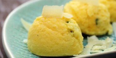 6306-polenta-tarifi-italyan-mutfagindan-pratik-ve-lezzetli-bir-alternatif.jpg