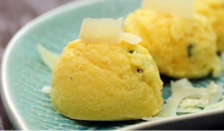 6306-polenta-tarifi-italyan-mutfagindan-pratik-ve-lezzetli-bir-alternatif.jpg