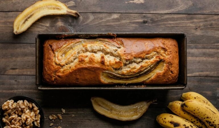 9806-sosyal-medyayi-kasip-kavuran-en-kolay-banana-bread-muzlu-kek-tarifi.jpg