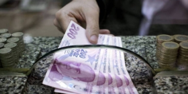 bankalar-tek-tek-duyurdu-faizsiz-nakit-yagmuru-basladi-hangi-banka-sifir-faizle-ne-kadar-kredi-veriy.jpeg