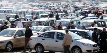 bayram-oncesi-otomobil-sektorunde-buyuk-kriz-gunluk-5-bin-liraya-bile-bulunamiyor-rb5x.jpg