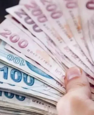 ssk-bag-kur-ve-tum-emekliler-ile-memurlar-icin-geri-sayim-basladi-kim-ne-kadar-maas-alacak-rakamlar.jpeg