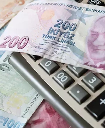 tbmmye-geliyor-tum-calisanlara-zorunlu-kesinti-yolda-herkesin-maasindan-bu-para-kesilecek-vnzg.jpg
