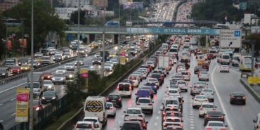trafikte-yeni-donem-basladi-maliye-yakin-takibe-aldi-arac-sahipleri-simdi-yandi-brql.jpg