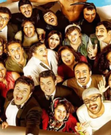 5985-cok-filim-hareketler-bunlar-filminin-konusu-ve-oyunculari-yaz-tatilinin-komik-hikayeleri-ekranl.webp