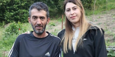 izin-alip-basladilar-ailecek-zengin-oldular-evlerinden-cikmadan-paraya-para-demiyorlar-5fvx.jpg