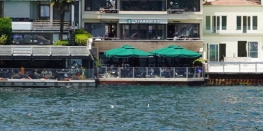 kahve-devlerinden-yali-savasi-starbucksin-bebekteki-gozdesi-rekor-paraya-satildi-ibon.jpg