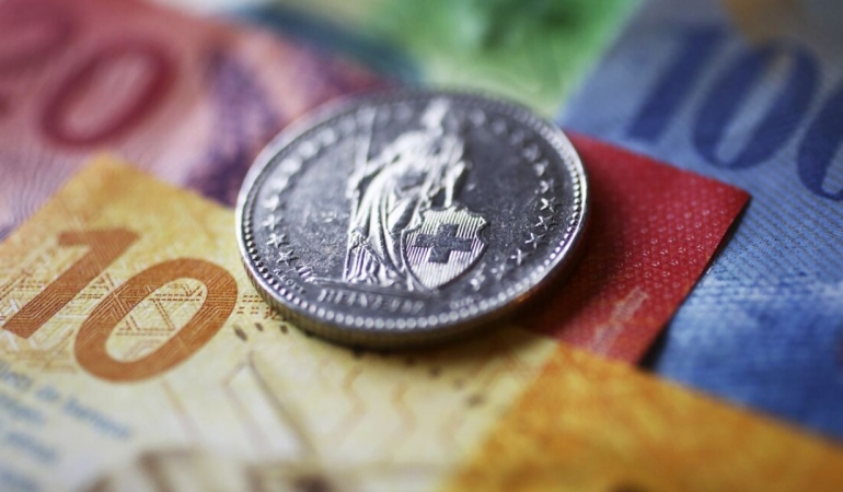 ne-altin-ne-dolar-ne-borsa-yatirim-ruzgari-yon-degistirdi-yatirimci-haril-haril-pesine-dustu-zuxz.pn_.jpeg