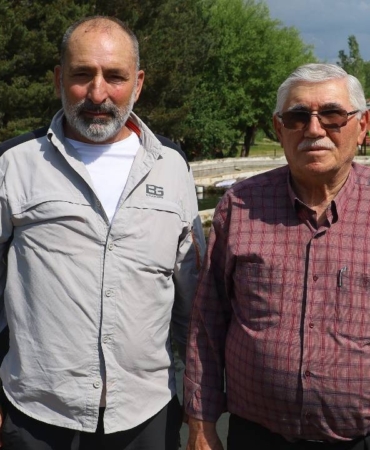 soguk-suda-kendi-halinde-buyuyor-sofrada-firtina-estiriyor-avrupa-kapida-kuyruk-oluyor-yiyen-hayran.jpeg