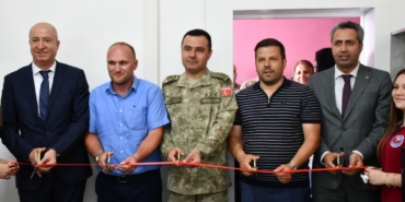 turk-askerinden-kosovada-egitime-desrek-icin-bilgisayar-dershanesi-ntjx.jpg
