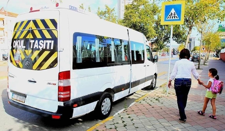 2025-2026-okul-servis-ucretleri-ne-kadar-kac-tl-istanbulda-okul-servis-ucreti-zamlandi-mi-ne-kadar-o.jpeg
