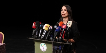 690x450nc-amd-23-05-2025-tulay-hatimogullari-konusma8.jpg