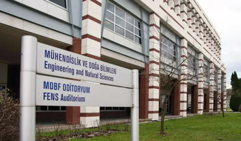 6977-muhendislik-ve-doga-bilimleri-programlari-bolumu-nedir-mezunlari-ne-is-yapar-ve-nerelerde-calis.webp