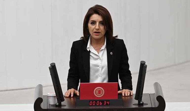 chpli-kistan-bakan-simseke-tepki-sirf-bankalar-kazansin-diye-her-4-kisiden-biri-icralik-elzb.jpg