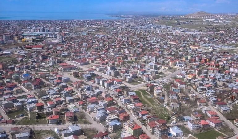 o-ilce-82nci-il-olmaya-hazirlaniyor-plakasi-dahil-her-sey-tamam-nefesler-tutuldu-buyuk-gunu-bekliyor.jpeg