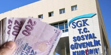 sgk-bicak-gibi-kesti-zamli-maas-bekleyen-emeklilere-soguk-dus-maaslar-iptal-edilecek-4mdi.jpg