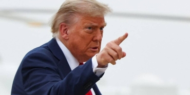 trumptan-irana-tesekkur-beni-arayip-size-fuze-atmak-istiyoruz-dediler-tdbj.jpg