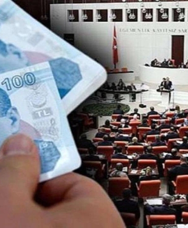 son-dakika-milyonlarin-bekledigi-yeni-torba-yasa-yolda-emekliye-cift-maas-bagkura-7200-prim-indirimi.jpeg
