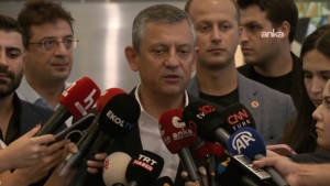 ozgur-ozel.jpg